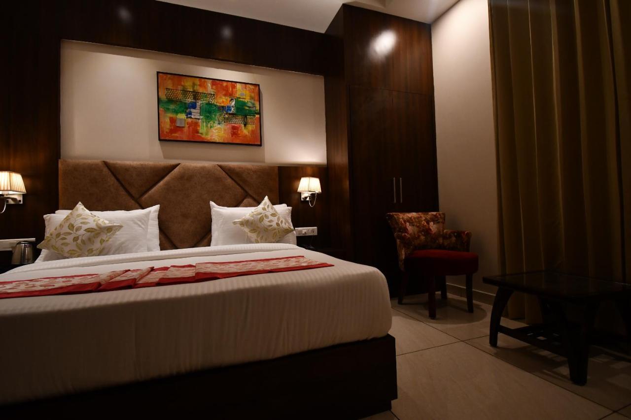 Hotel Ramaya Inn Raiwala 外观 照片