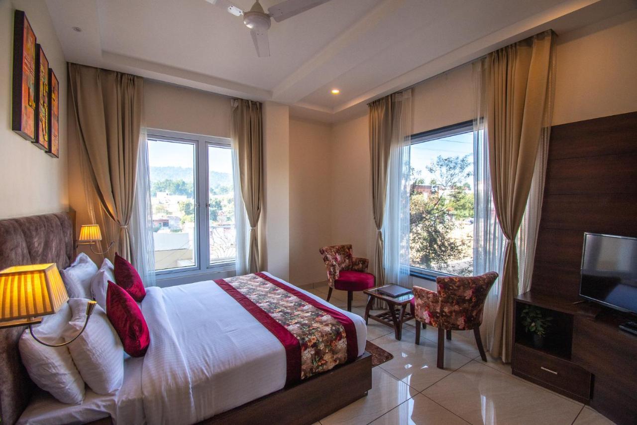 Hotel Ramaya Inn Raiwala 外观 照片